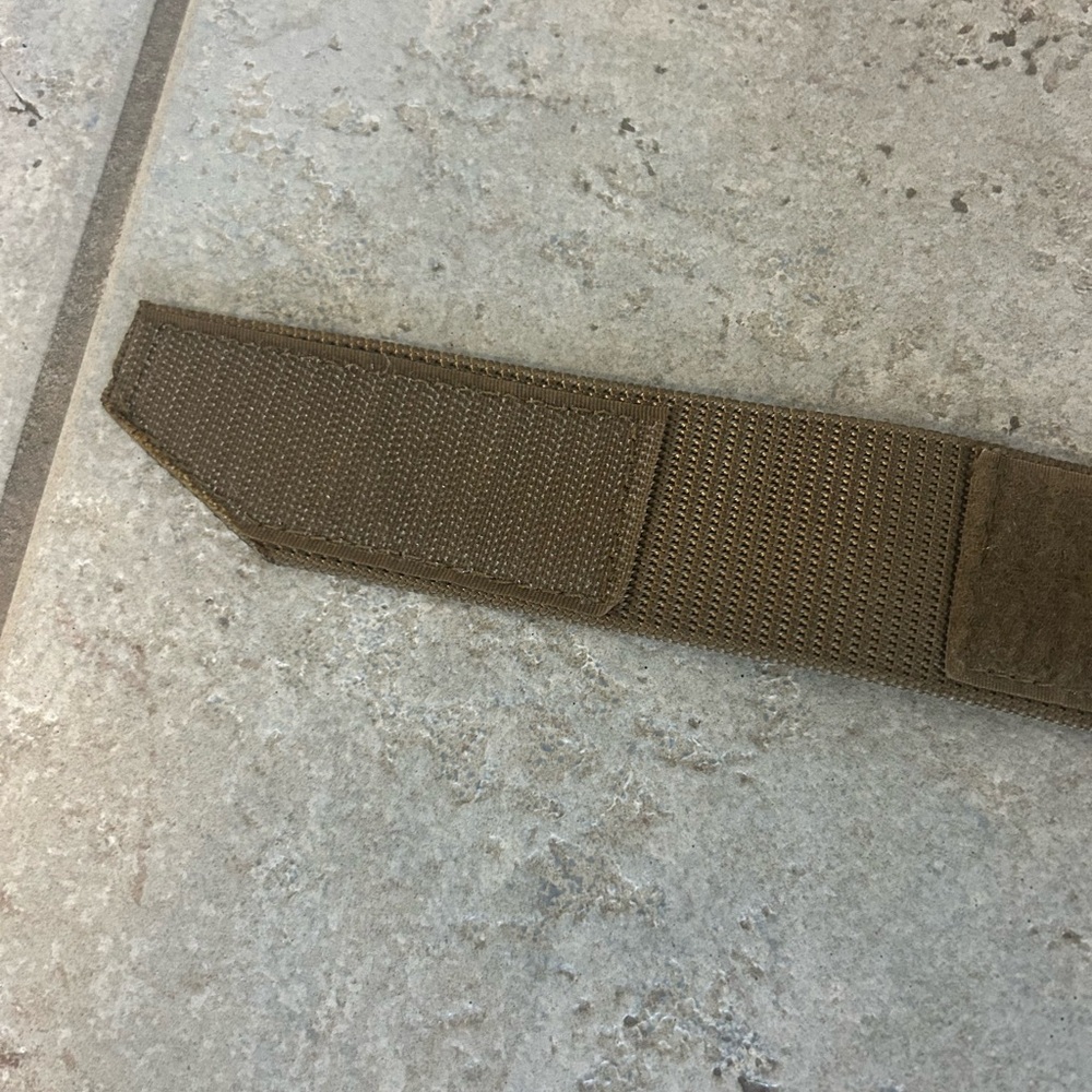 Men’s Wolf tactical tan belt size small. Fits size 28”-33”. - Picture 10 of 11